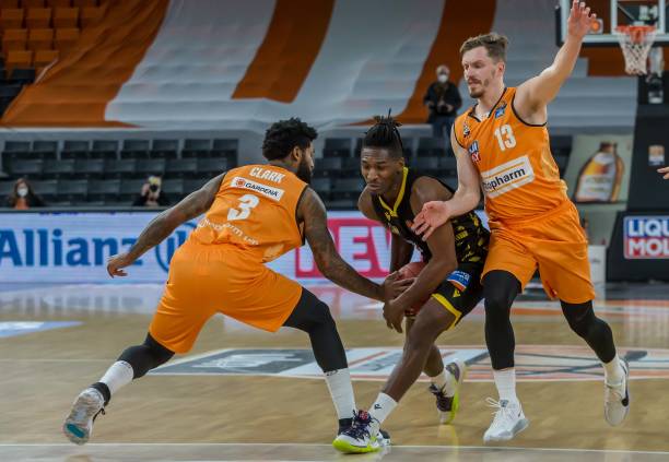 中逆转局势 中逆转局势