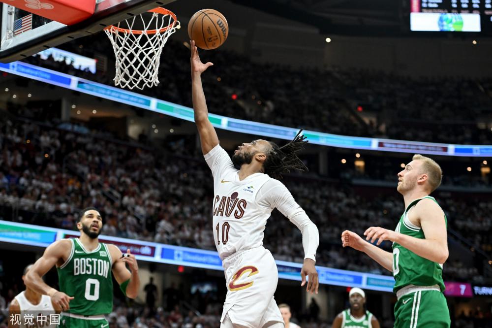 她们在此次 她们在此次